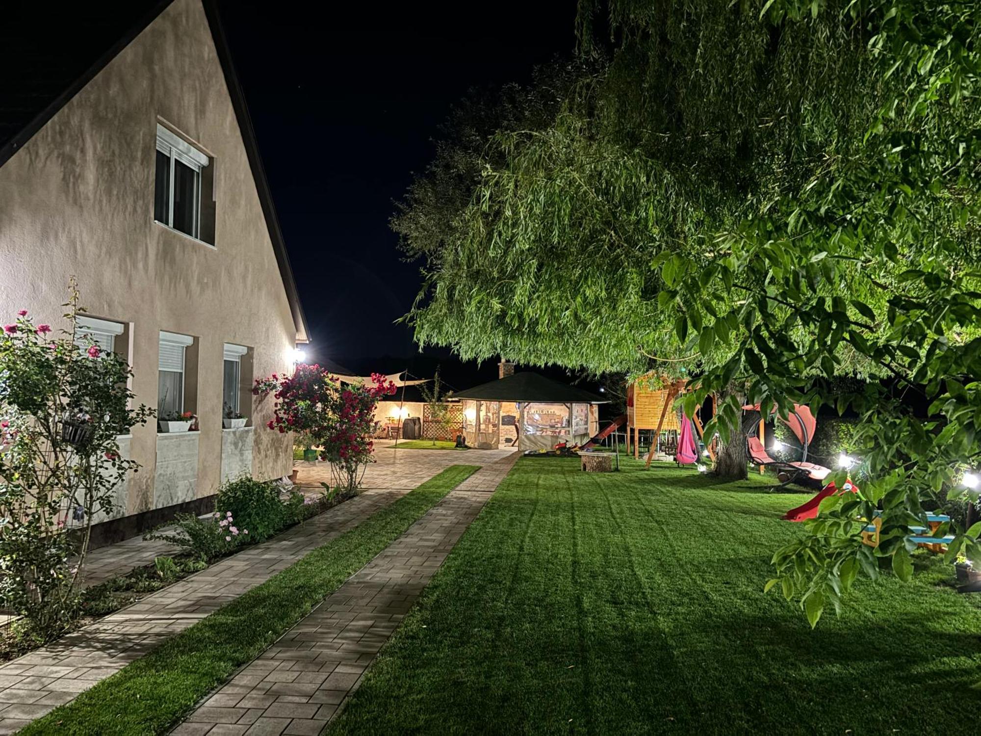 Linett Apartman Hajdúszoboszló Dış mekan fotoğraf